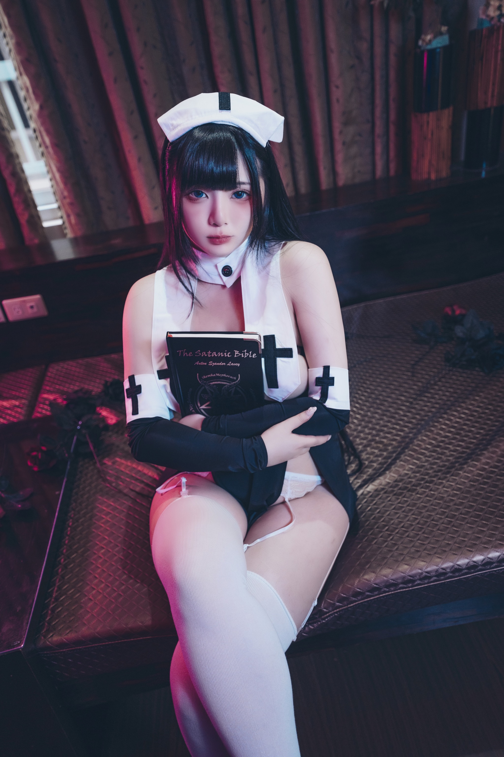 图片[1]-落落Raku – NO.048 修女与魔鬼[36P]-XikXak